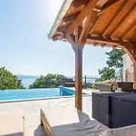 Holiday home Front In *