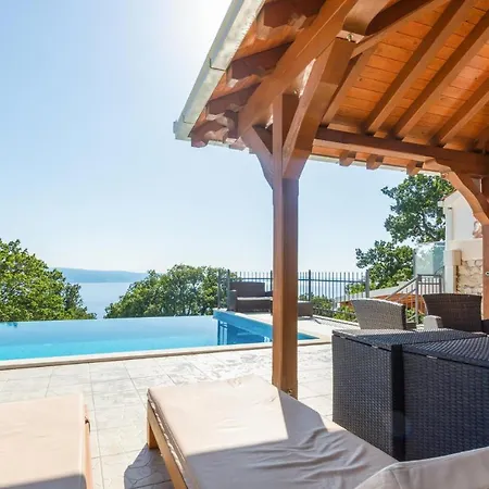 Holiday home 4 Bedroom In *